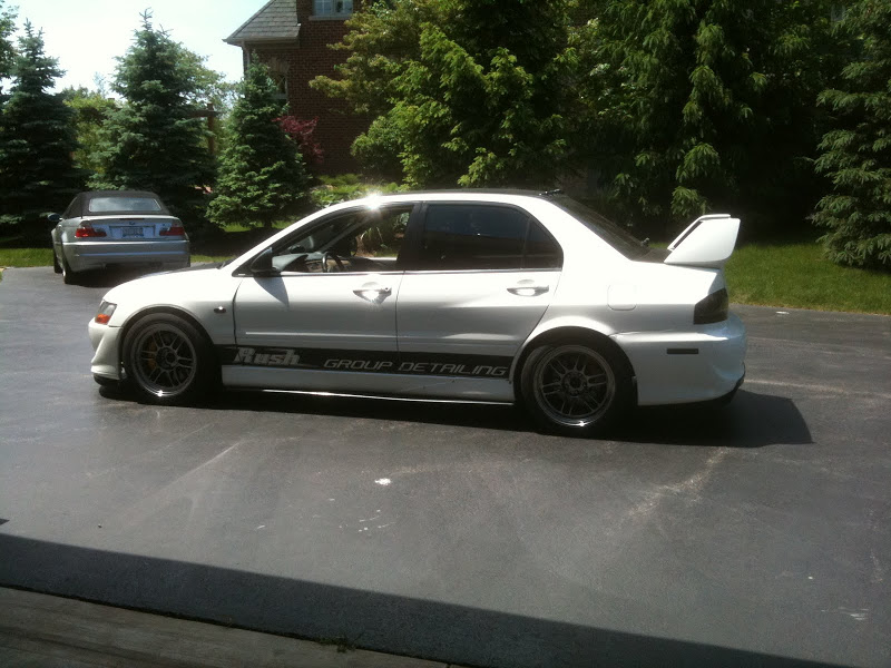 2003 Mitsubishi Lancer Evolution photo