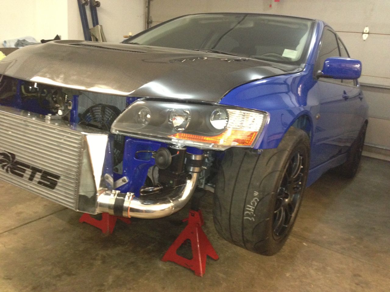 2003 Mitsubishi Lancer Evolution photo