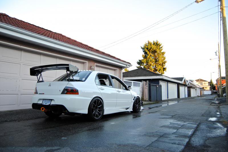 2006 Mitsubishi Lancer Evolution photo