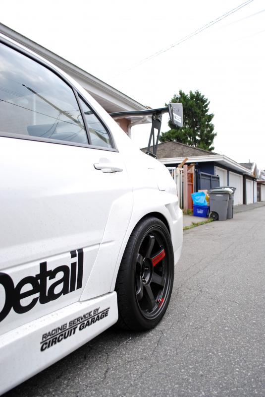 2008 Mitsubishi Lancer Evolution photo