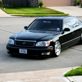 1999 Lexus LS 400