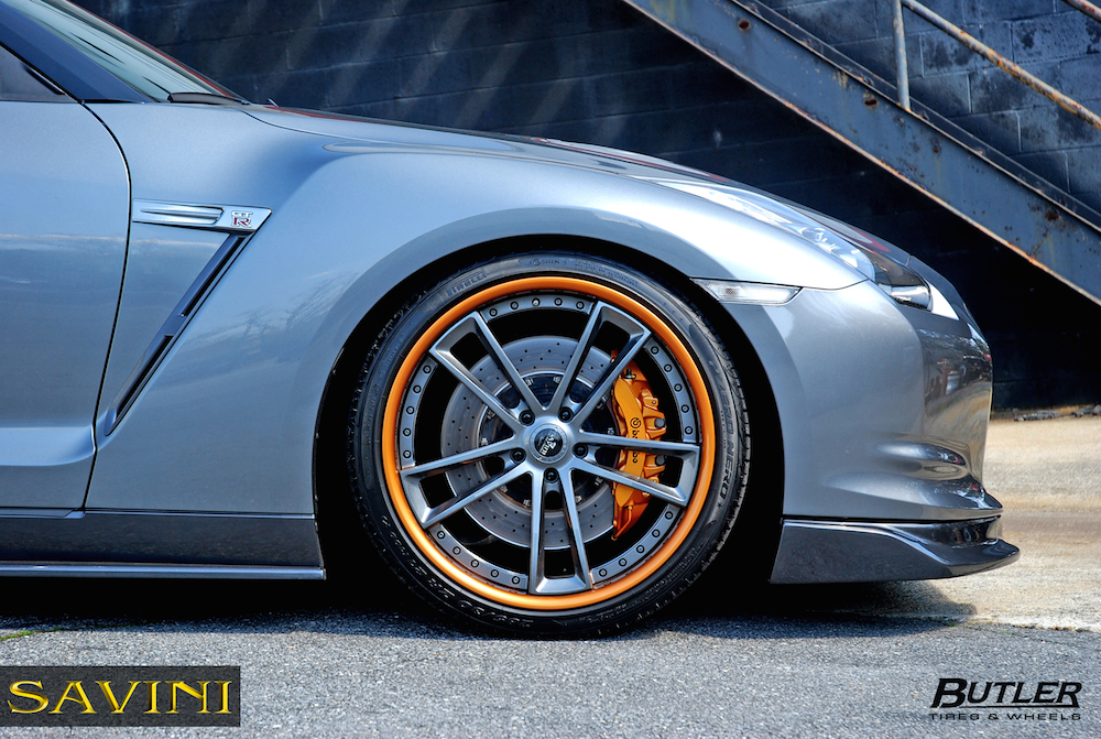 2014 Nissan GT-R photo