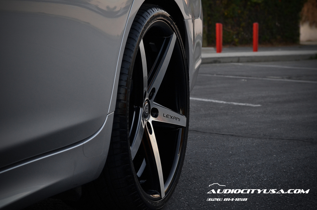 2012 Infiniti M37 photo