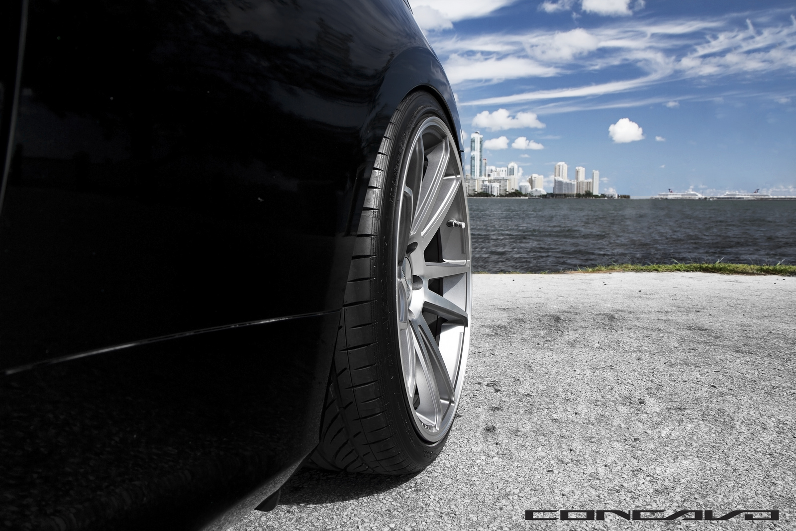 2013 Hyundai Genesis photo