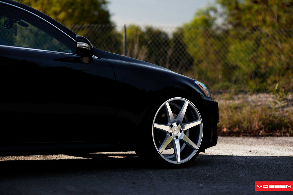 2013 Lexus IS 250 photo