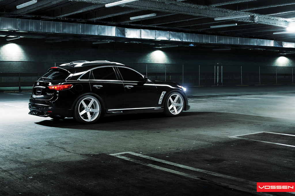 2012 Infiniti FX35 photo