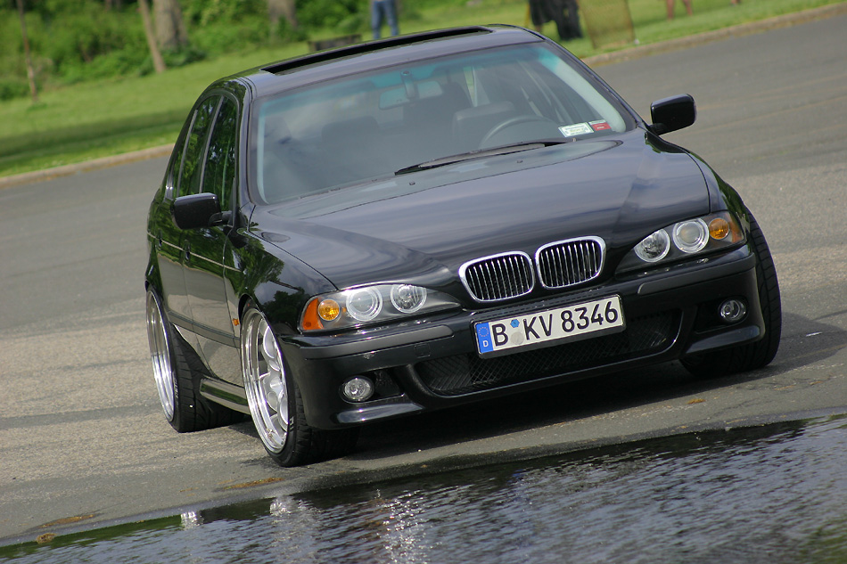 1998 BMW 540 photo