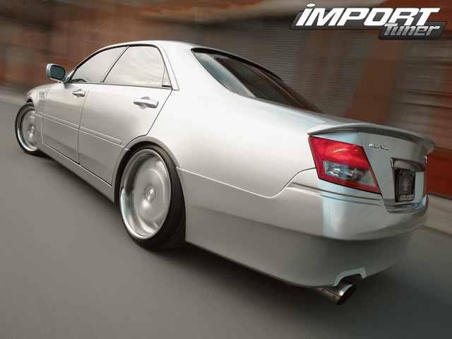 2004 Infiniti M45 photo