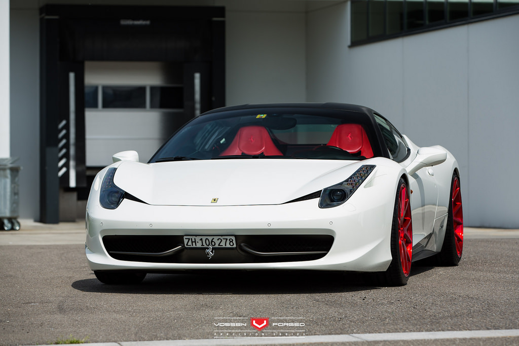 2015 Ferrari 458 Italia photo