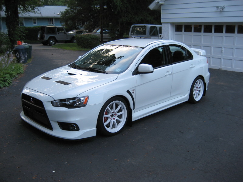 2008 Mitsubishi Lancer Evolution photo