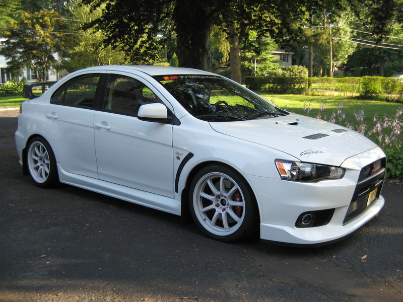 2008 Mitsubishi Lancer Evolution photo