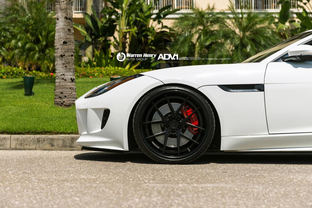 2014 Jaguar F-TYPE photo
