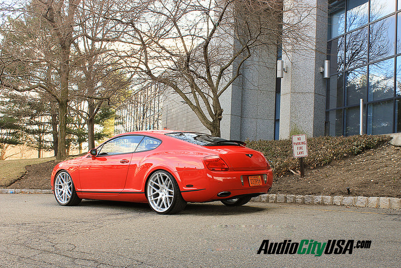 2014 Bentley Continental GT photo