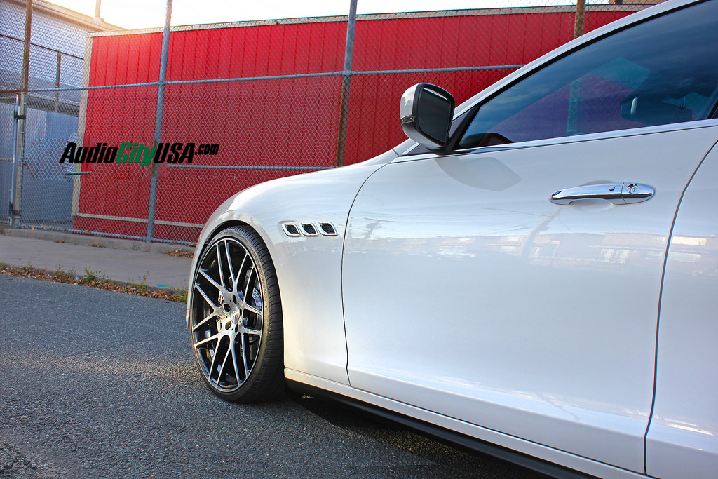 2014 Maserati Quattroporte photo
