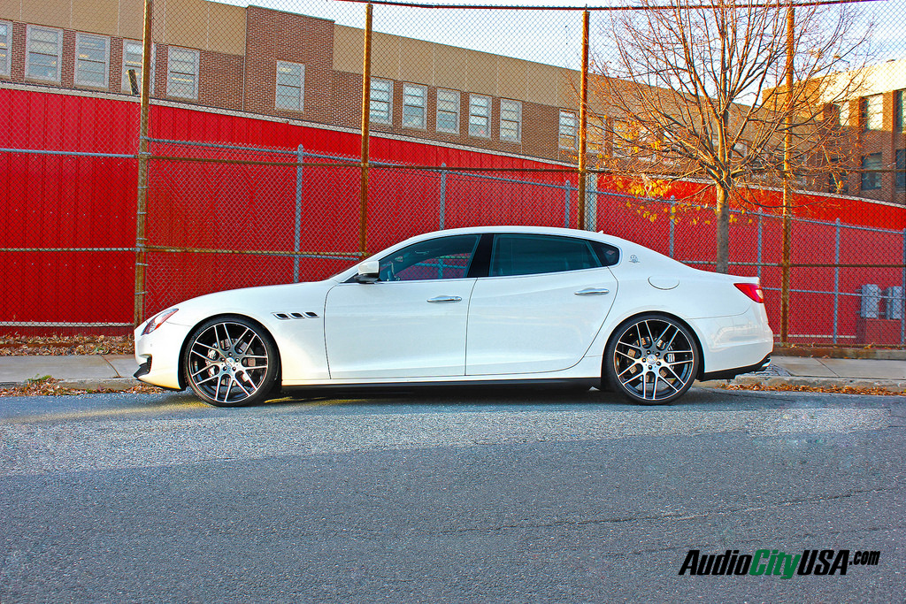 2014 Maserati Quattroporte photo