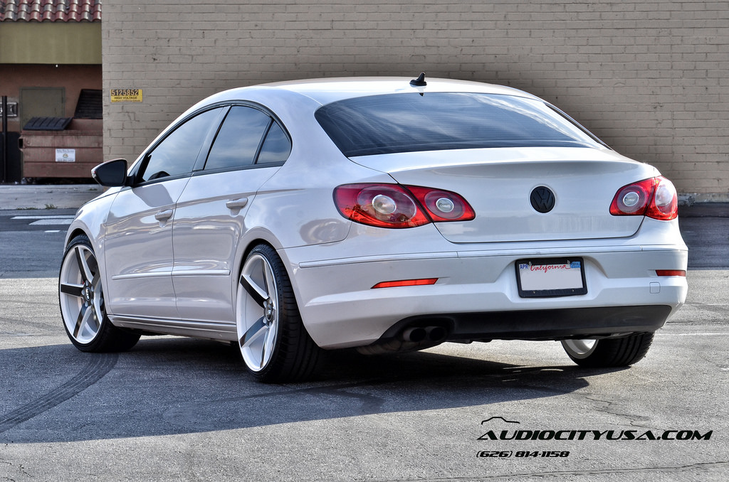 2009 Volkswagen CC photo