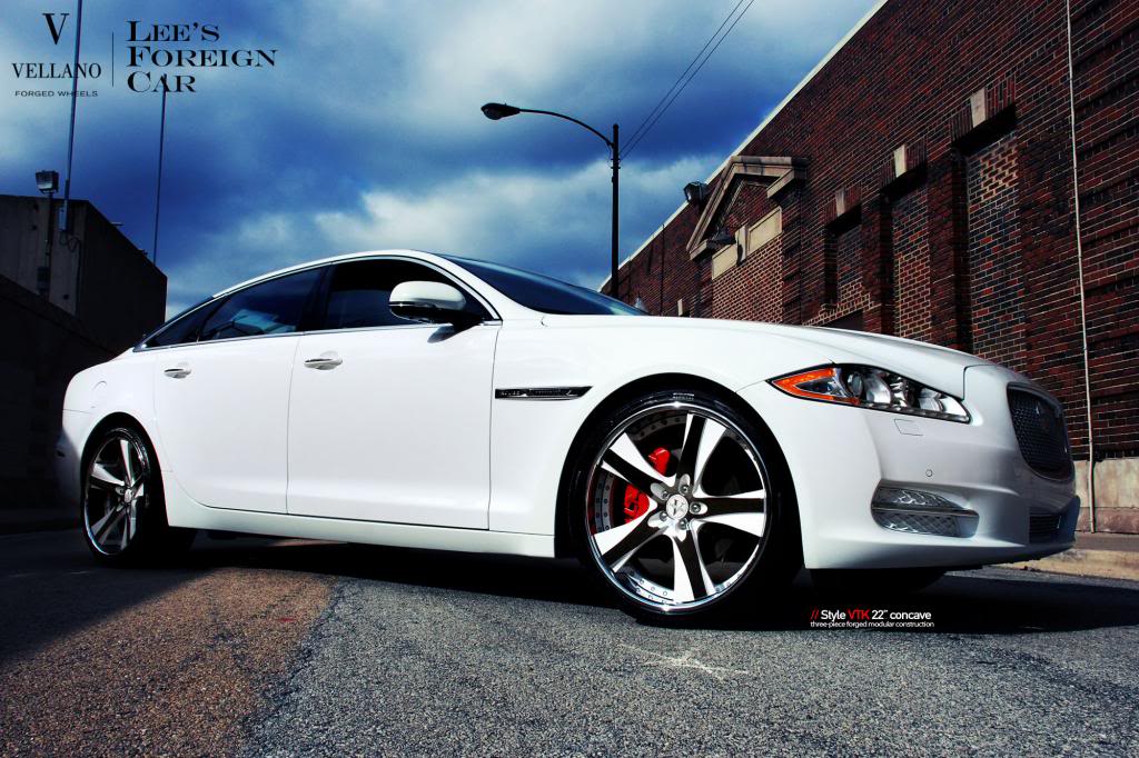 2012 Jaguar XJ photo