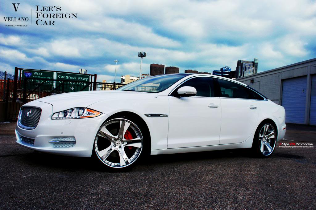 2012 Jaguar XJ photo