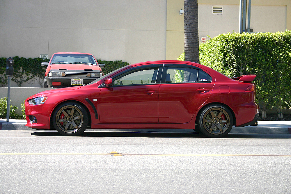 2008 Mitsubishi Lancer Evolution photo