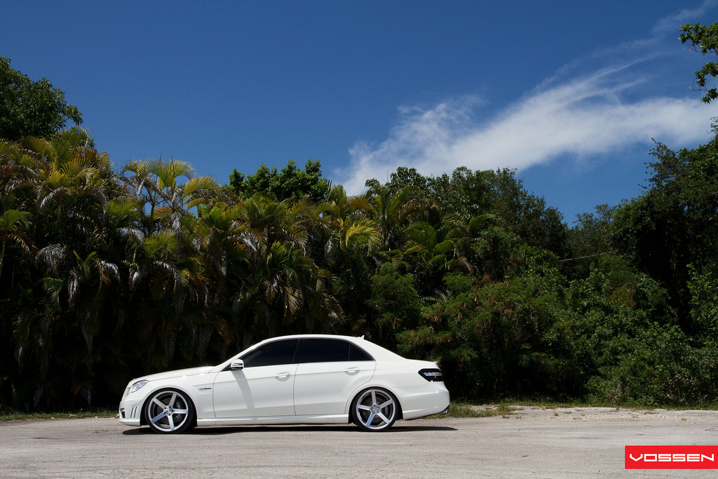 2011 Mercedes-Benz E-Class photo