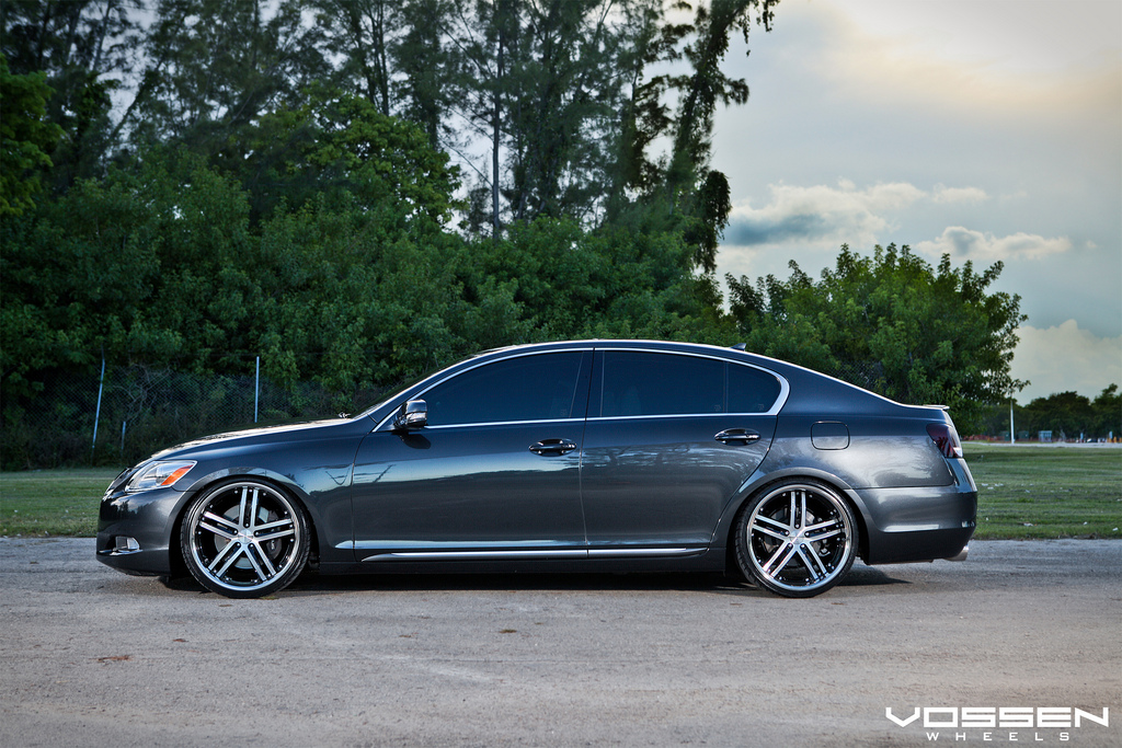 2005 Lexus GS 300 photo