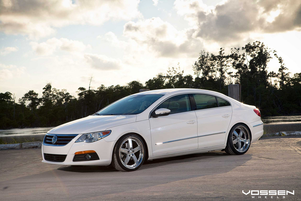 2009 Volkswagen CC photo