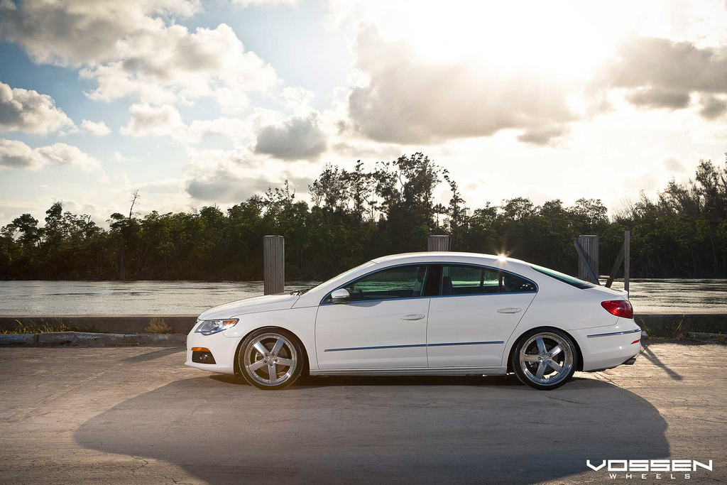 2009 Volkswagen CC photo