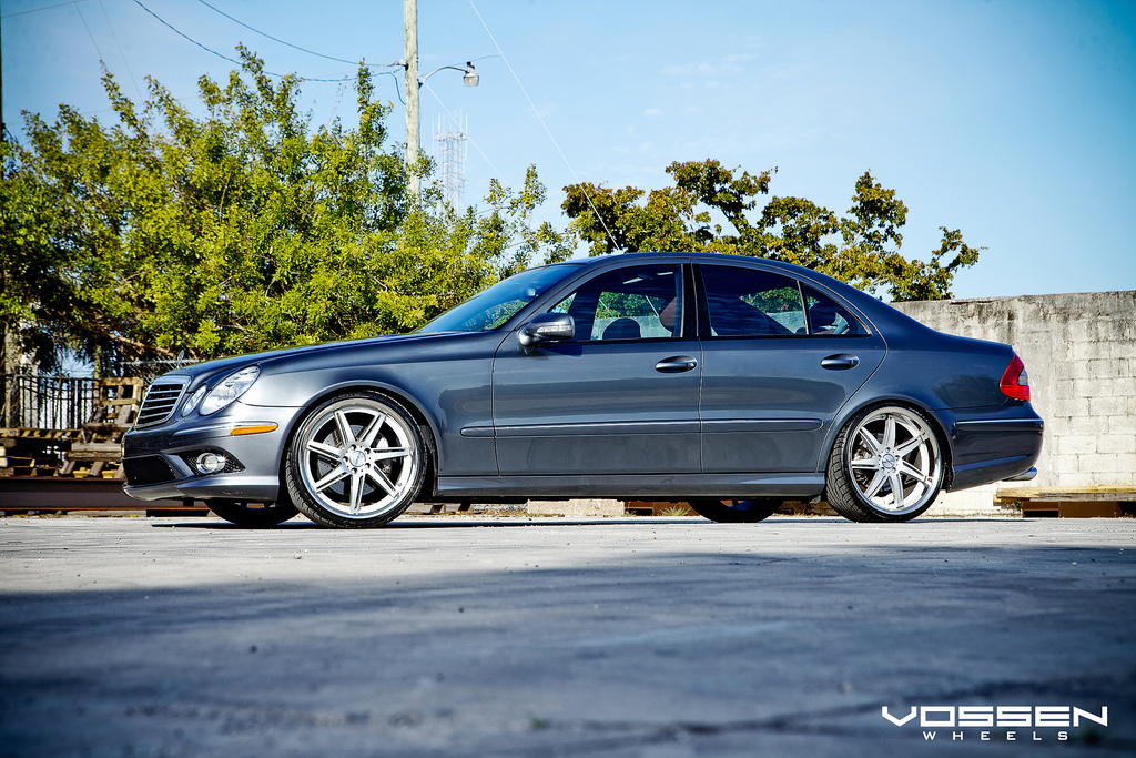 2008 Mercedes-Benz E-Class photo