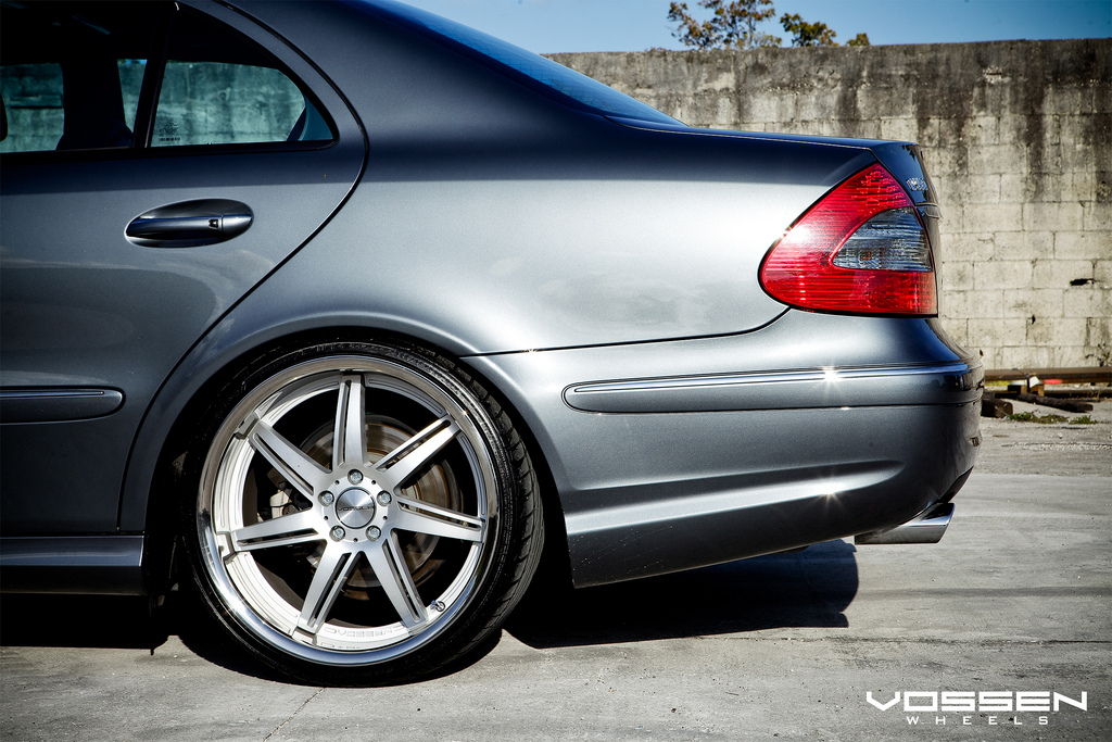 2008 Mercedes-Benz E-Class photo