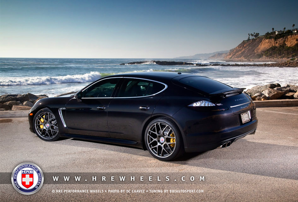 2010 Porsche Panamera photo