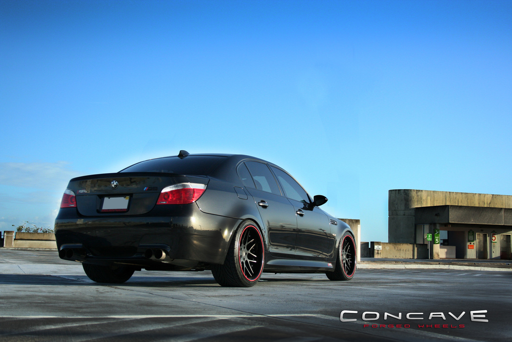 2006 BMW M5 photo