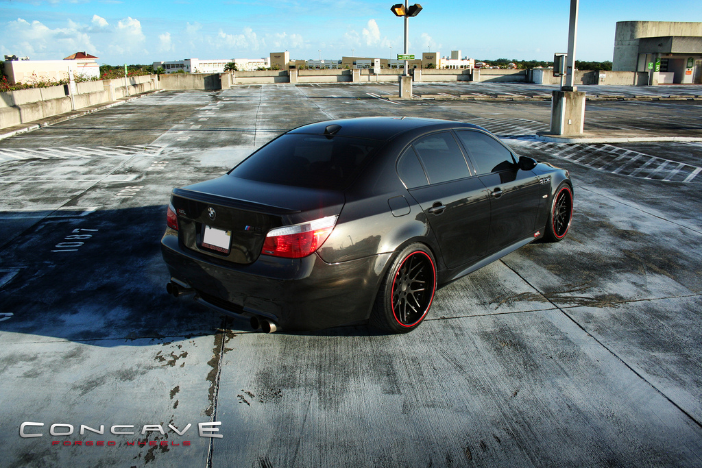 2006 BMW M5 photo