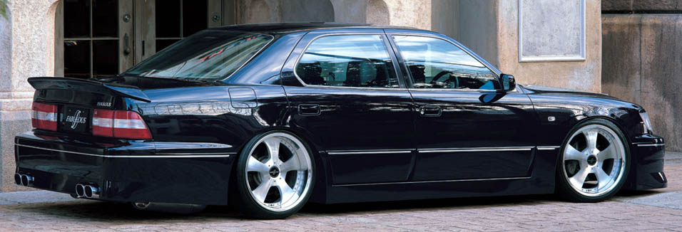 1999 Lexus LS 400 photo