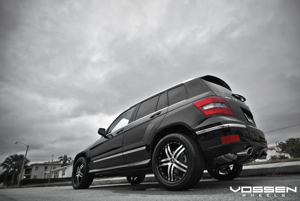 2010 Mercedes-Benz GLK-Class photo