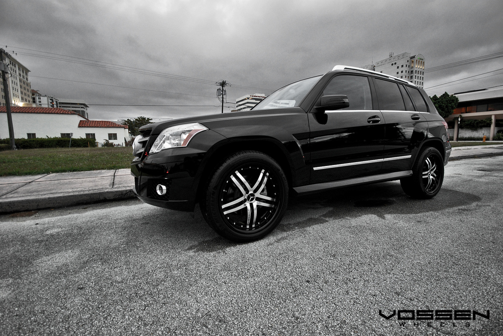 2010 Mercedes-Benz GLK-Class photo