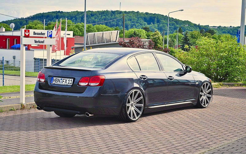 2010 Lexus GS 450h photo