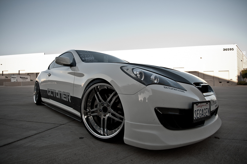 2012 Hyundai Genesis photo