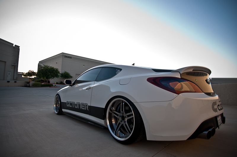 2012 Hyundai Genesis photo