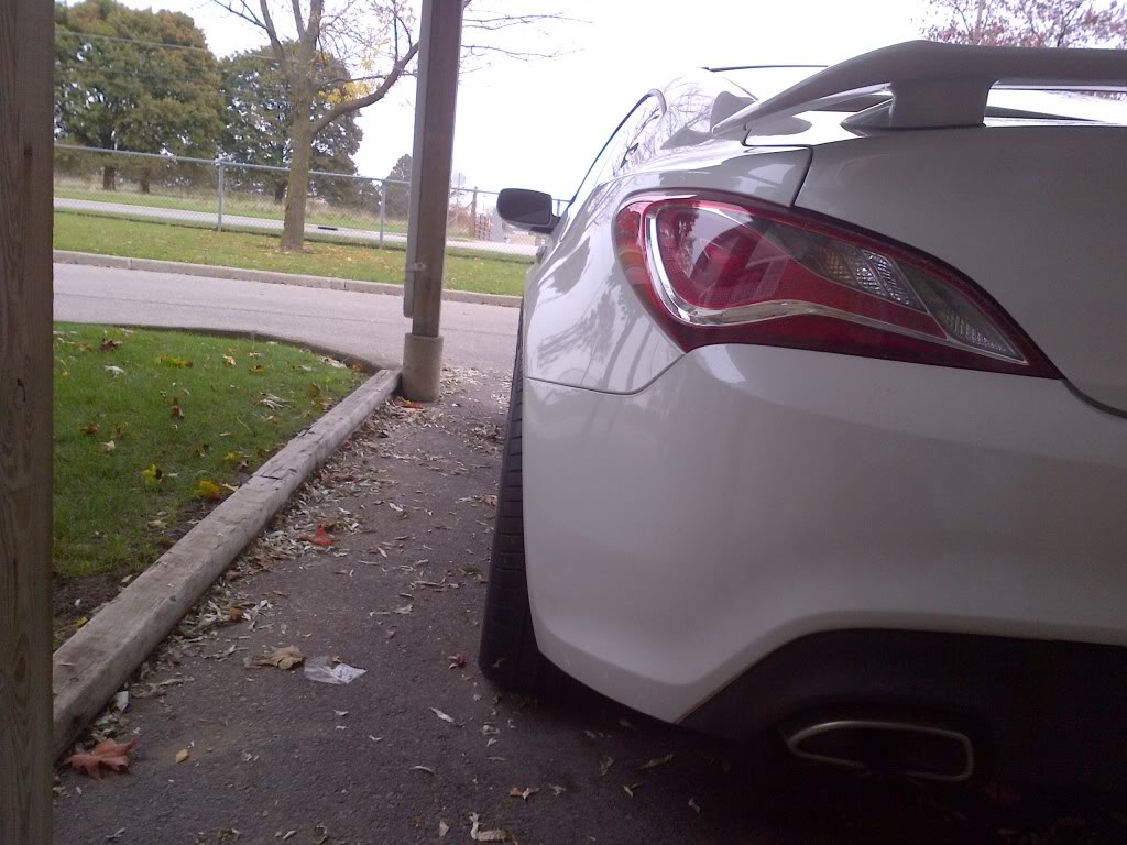 2012 Hyundai Genesis photo