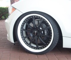 BMW 128