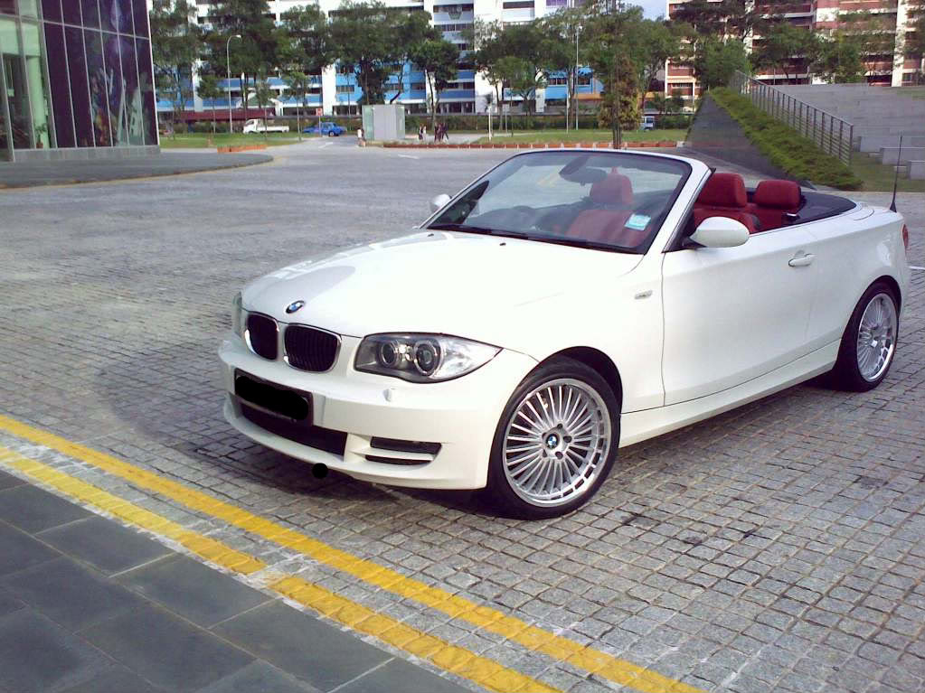 2011 BMW  135 photo