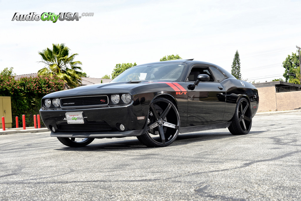 2012 Dodge Challenger photo