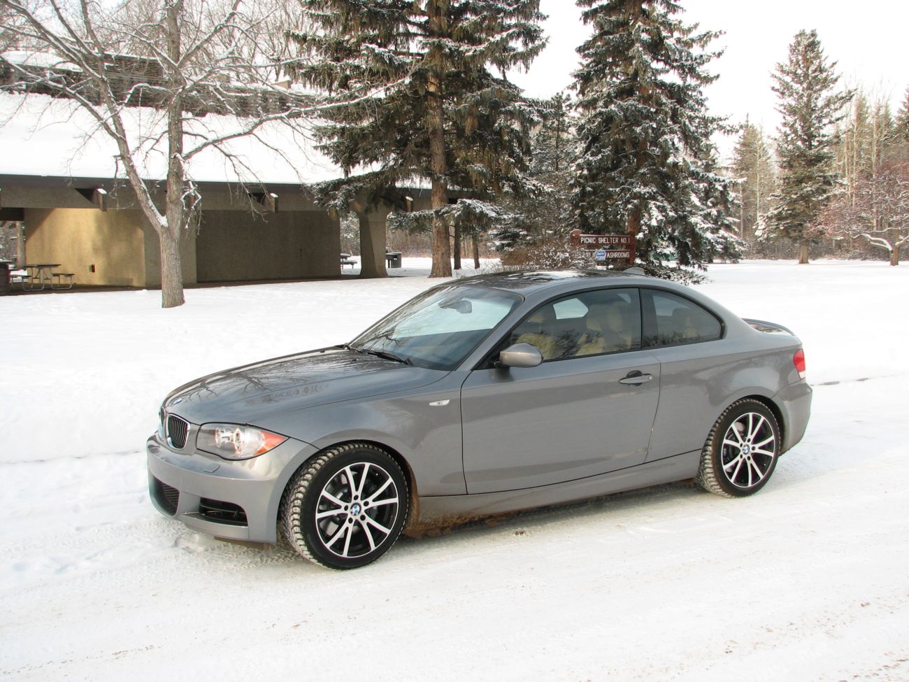 2011 BMW 128 photo