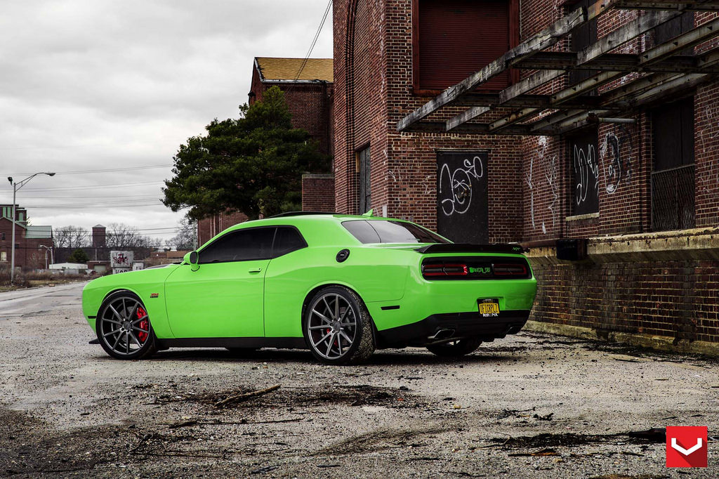 2015 Dodge Challenger photo