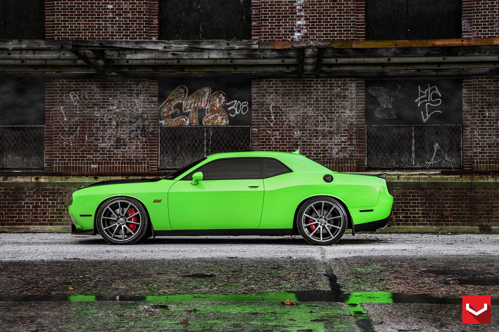 2015 Dodge Challenger photo