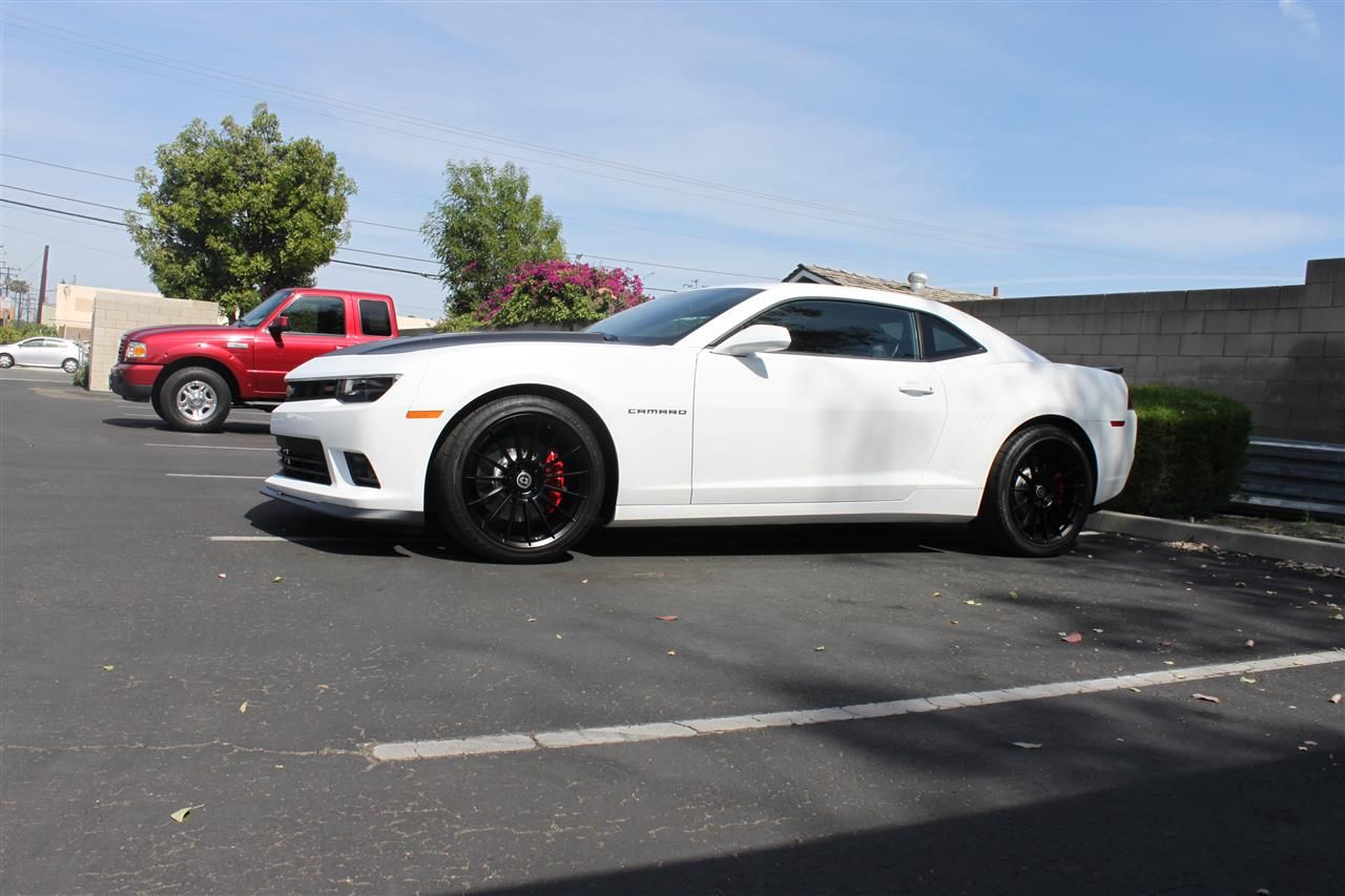 2015 Chevrolet Camaro photo