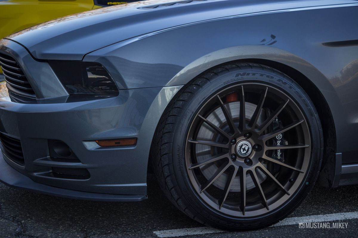 2015 Ford Mustang photo