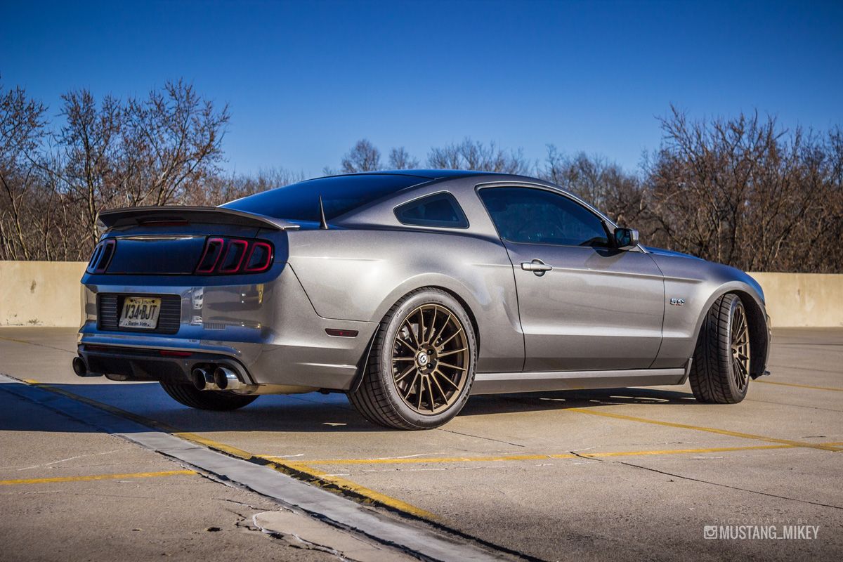 2015 Ford Mustang photo