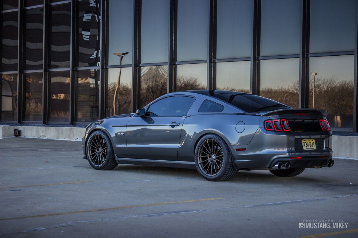 2015 Ford Mustang photo