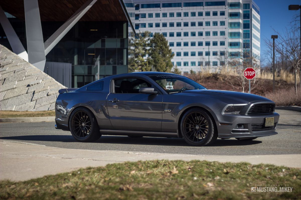 2015 Ford Mustang photo